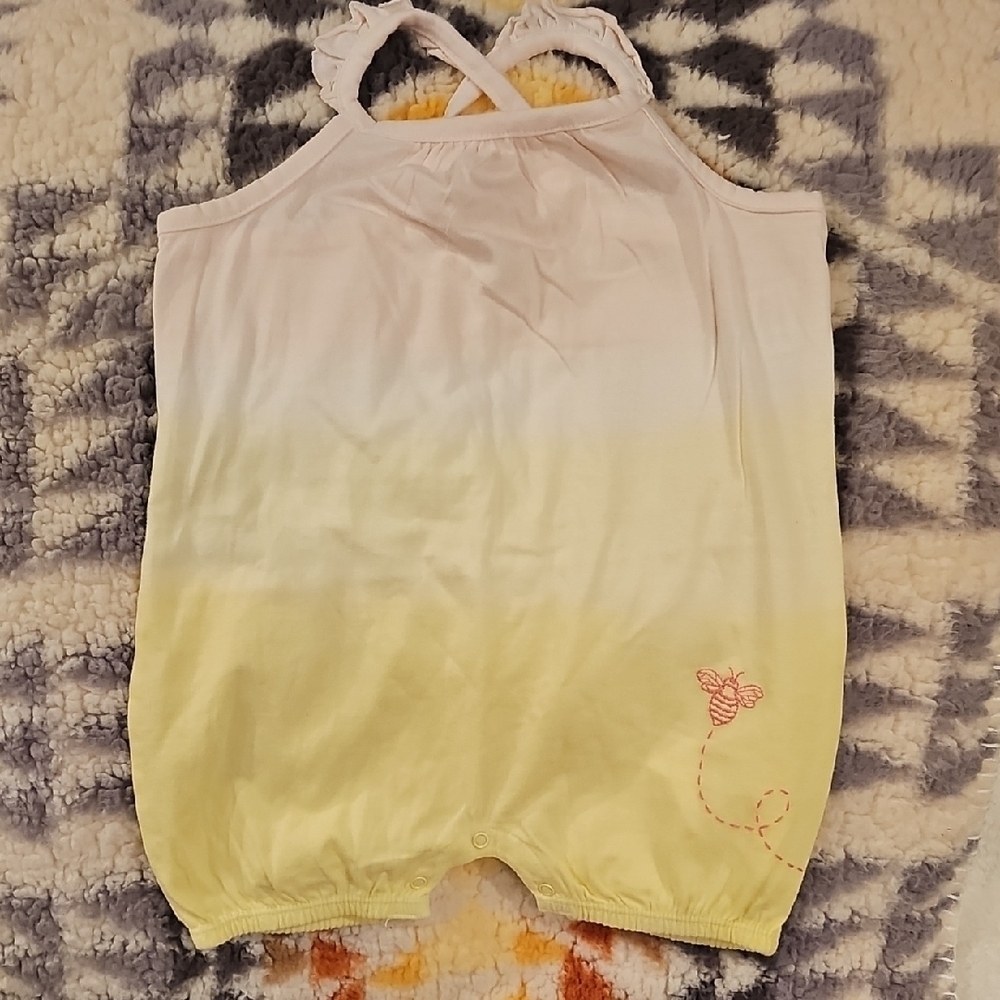 Nwot Burt's Bees Baby Ombre Romper with Bee Design